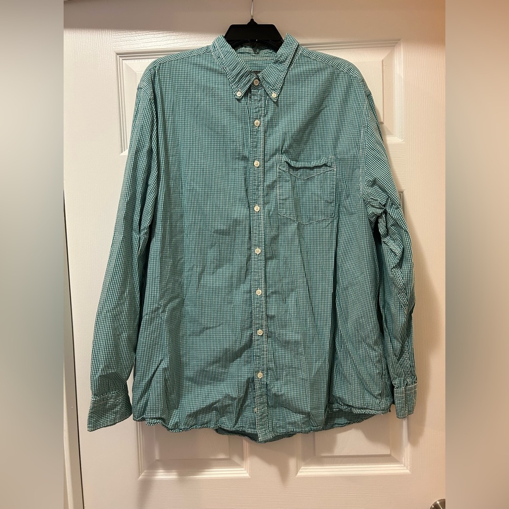 Old Navy Men’s Button Up XL